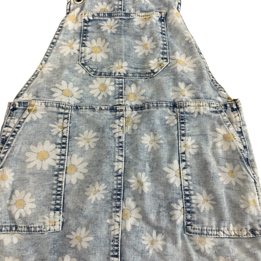 Cat & Jack Girls’ Daisy Print Denim Overall Dress / Jumper size 8 - Picture 2 of 5